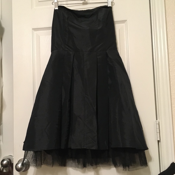 Xhilaration Dresses & Skirts - Boned Bodice Strapless Cocktail Dress - AMAZING DETAILS